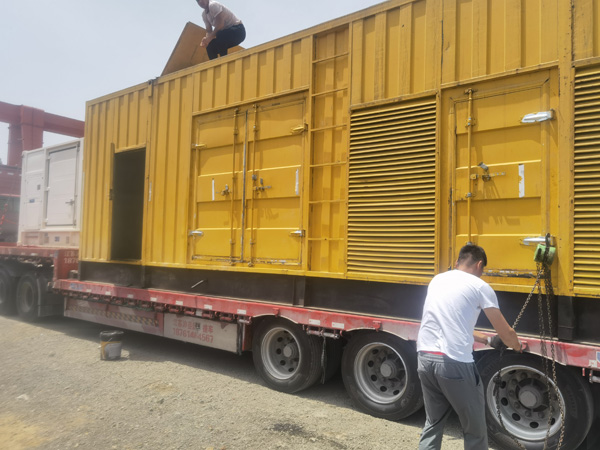 康定汽油发电机对供油装置的要求