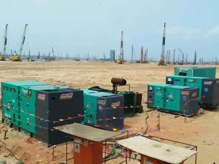 康定柴油发电机组干式空气滤清器的维护成本高吗？