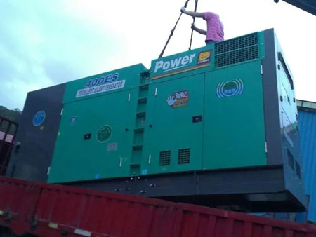 康定空气滤清器的更换周期一般是多久？